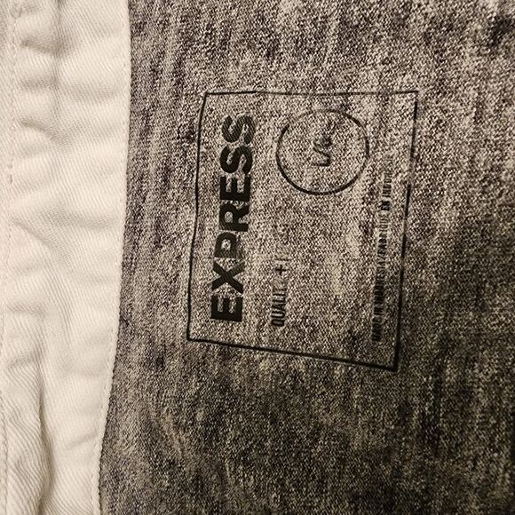 EXPRESS Long Sleeve Colorblock Shirt - Picture 3 of 5